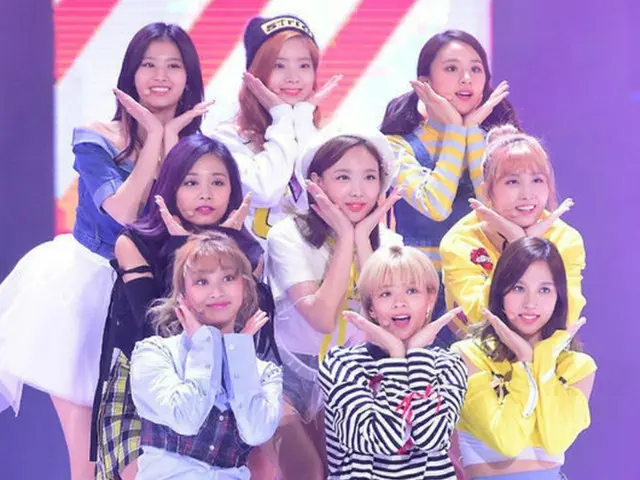 「TWICE」の「CHEER UP」、ことし最高のヒット曲に…2位は「GFRIEND」（提供:OSEN）