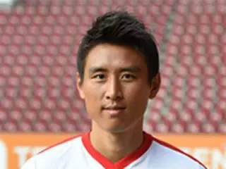 ＜サッカー＞負傷から回復のク・ジャチョル（アウクスブルク）、チーム練習に復帰