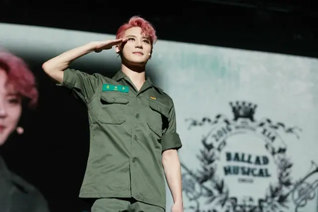 10日、5度目の年末コンサート『2016 XIA Ballad ＆ Musical Concert with Orchestra vol.5』を開催した「JYJ」ジュンス。（提供:OSEN）