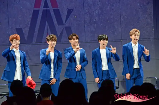 「A-JAX」左からユニョン、ジュンヒ、ヒョンゴン、スンジン、スンヨプ