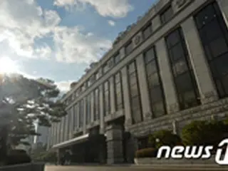憲法裁判所、検察と特別検察官に崔順実（チェ・スンシル）事件記録の提出を要求＝韓国