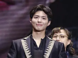 俳優パク・ボゴム、香港ファンと約束 「会話できるように勉強」
