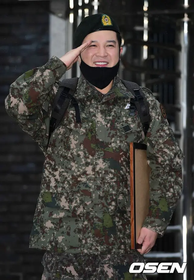 韓国アイドルグループ「SUPER JUNIOR」メンバーのシンドンが、23日に除隊した。（提供:OSEN）