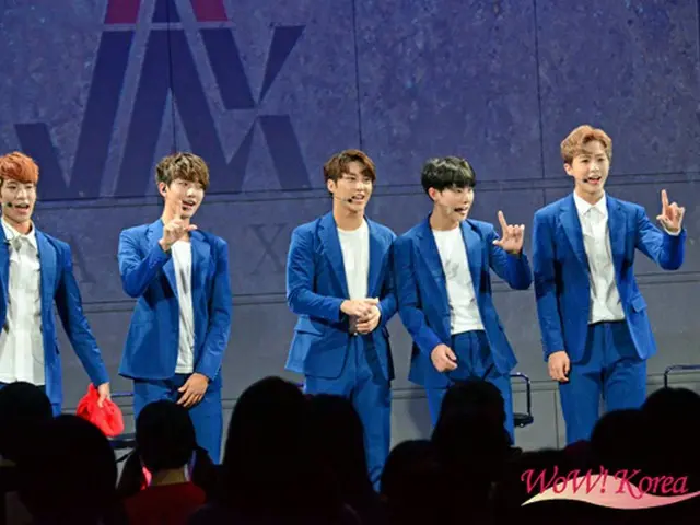 「A-JAX」左からユニョン、ジュンヒ、ヒョンゴン、スンジン、スンヨプ