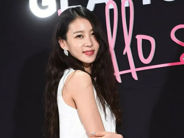 女優キム・ジョンミン、年末迎えファンにメッセージ 「一途に愛することは、容易ではない…」