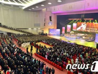 金正恩氏、約1年2か月ぶりにガールズグループ「モランボン（牡丹峰）楽団」公演を観覧