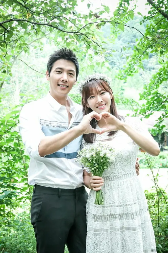 女優キム・ソヨンが恋人の俳優イ・サンウとの結婚計画についての立場を明かした。（提供:OSEN）