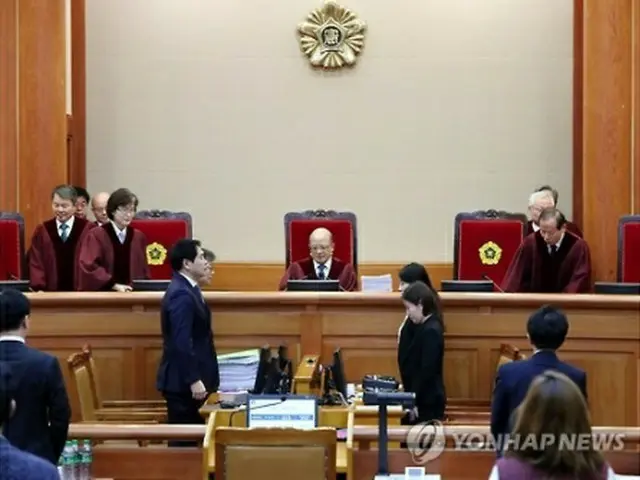 弾劾審判の弁論が開かれた憲法裁判所の法廷＝５日、ソウル（聯合ニュース）