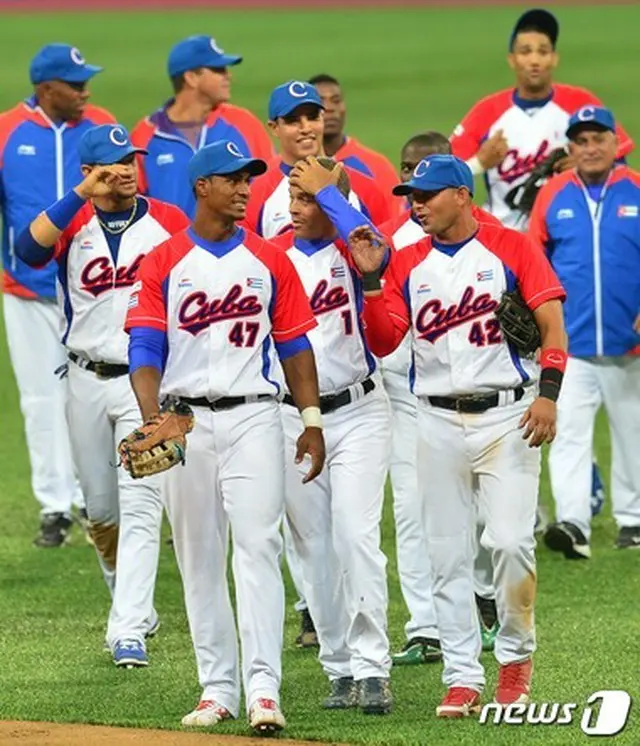 キム・インシク監督率いる野球の韓国代表が第4回ワールド・ベースボール・クラシック（WBC）を前に、キューバ、オーストラリアを相手に親善試合をおこなう。