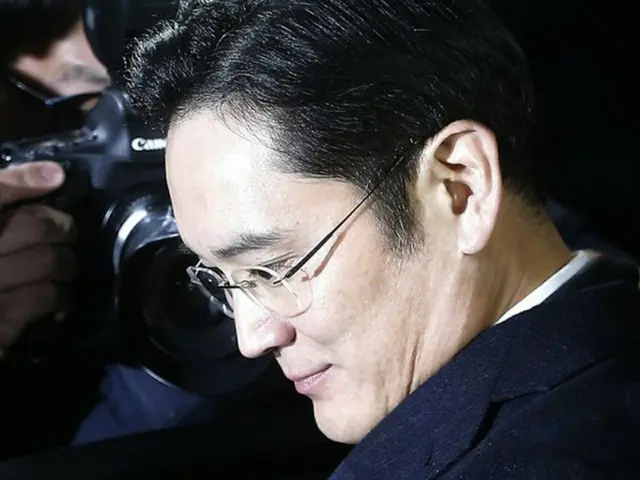 ”崔被告への贈賄容疑”サムスン電子副会長、容疑を全面否認
