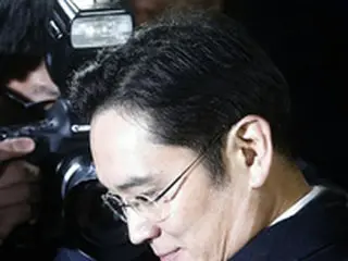 ”崔被告への贈賄容疑”サムスン電子副会長、容疑を全面否認
