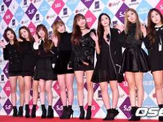 「LOVELYZ」、初のコンサート開催…天からの“祝福の雪”にメンバー大喜び