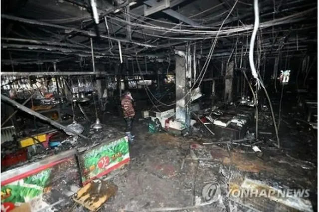 被害に遭った店舗＝（聯合ニュース）