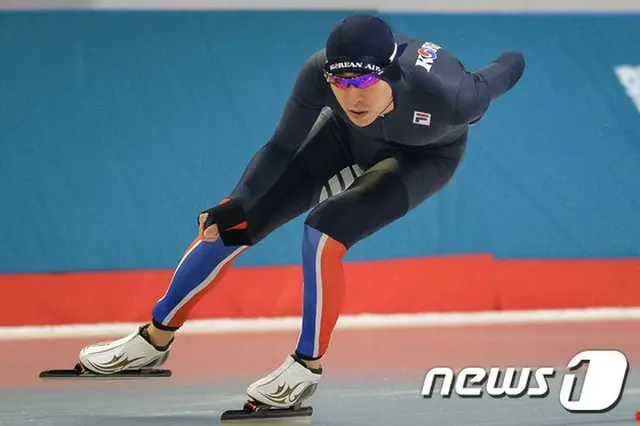 スピードスケートのイ・スンフン、冬季体育大会男子一般の部5000メートルで優勝＝韓国（提供:news1）