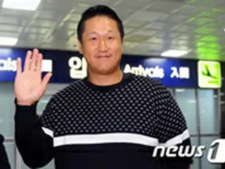 韓国復帰が決まったイ・デホ（李大浩）、笑顔で帰国