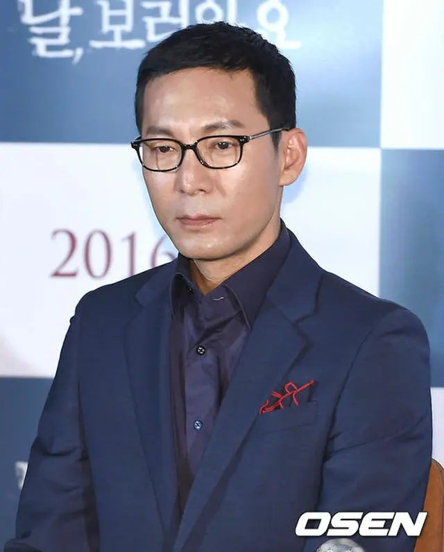 「浪漫ドクター キム・サブ」のト院長役をリアルに演じた韓国俳優チェ・ジノ（48）がトビスメディアと専属契約を結んだ。