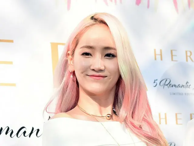 韓国HIPHOP界で大活躍中の「ダイナミック・デュオ」らが所属する事務所アメバカルチャー側が、先日解散を発表した「Wonder Girls」のメンバーであるイェウンとの専属契約に関してコメントをした。（提供:news1）