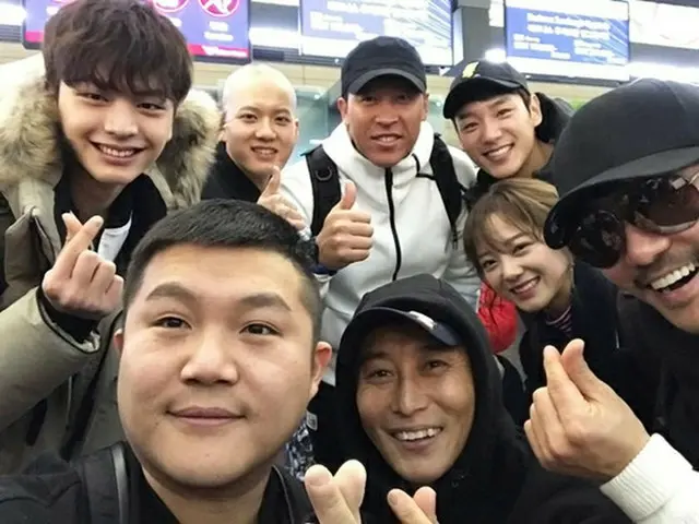 韓国人気バラエティー番組「ジャングルの法則」のスマトラ編出演の先発隊が、28日に出国した。（提供:OSEN）