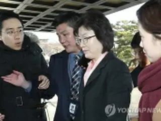 韓国憲法裁判所が所長権限代行を選出　８人体制で弾劾審理