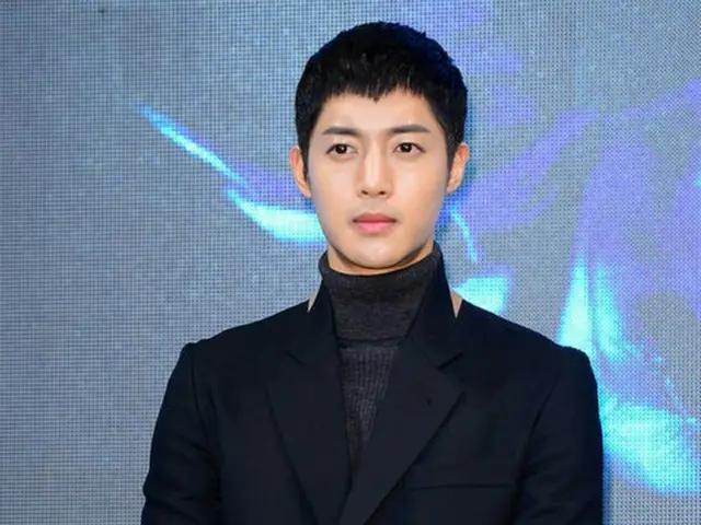 韓国俳優兼歌手キム・ヒョンジュンが11日除隊を迎えて、短いあいさつのみ伝える。（提供:OSEN）