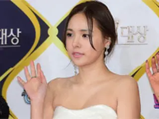 女優ミン・ヒョリン、JYPと3月初めに専属契約満了…再契約はせず