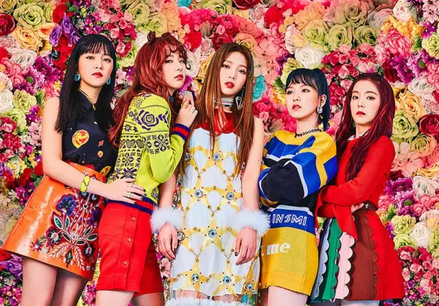 「Red Velvet」、アルバムチャート2週連続1位+放送5冠王（提供:news1）