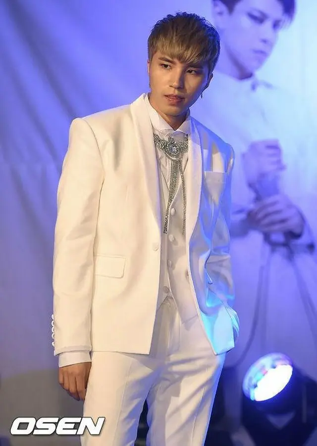 韓国の男性グループ「HIGH4」のメンバー、ソング（25）が脱退する。