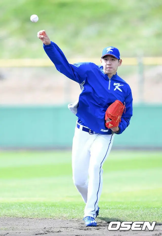 ワールド・ベースボール・クラシック（WBC）韓国代表チームの右腕投手イ・デウン（27、警察野球団）が体の状態について自信を示した。（提供:OSEN）