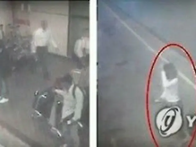 空港の防犯カメラに映った女＝（聯合ニュース）