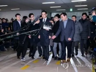 きょう逮捕状発付の審査　サムスントップ無言