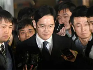 史上初の総裁逮捕…サムスン「裁判で真実を明らかにする」