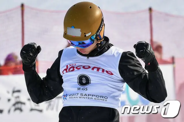 韓国スノーボードの看板選手イ・サンホ（21）が「第8回札幌冬季アジア大会」で2冠王の快挙を達成した。
