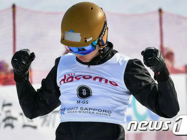 韓国スノーボードの看板選手イ・サンホ（21）が「第8回札幌冬季アジア大会」で2冠王の快挙を達成した。