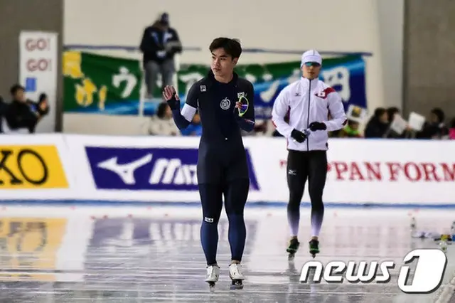 韓国男子スピードスケートのキム・ミンソク（17）が1500メートルで優勝し、大会2冠王に輝いた。