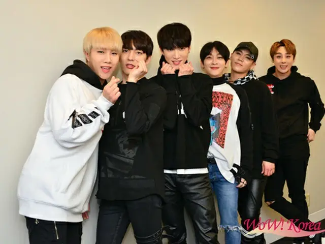 「NAUGHTYBOYS」左からジェハ、ヨンボ、ヒョビン、ソウン、エルミン、ジオ