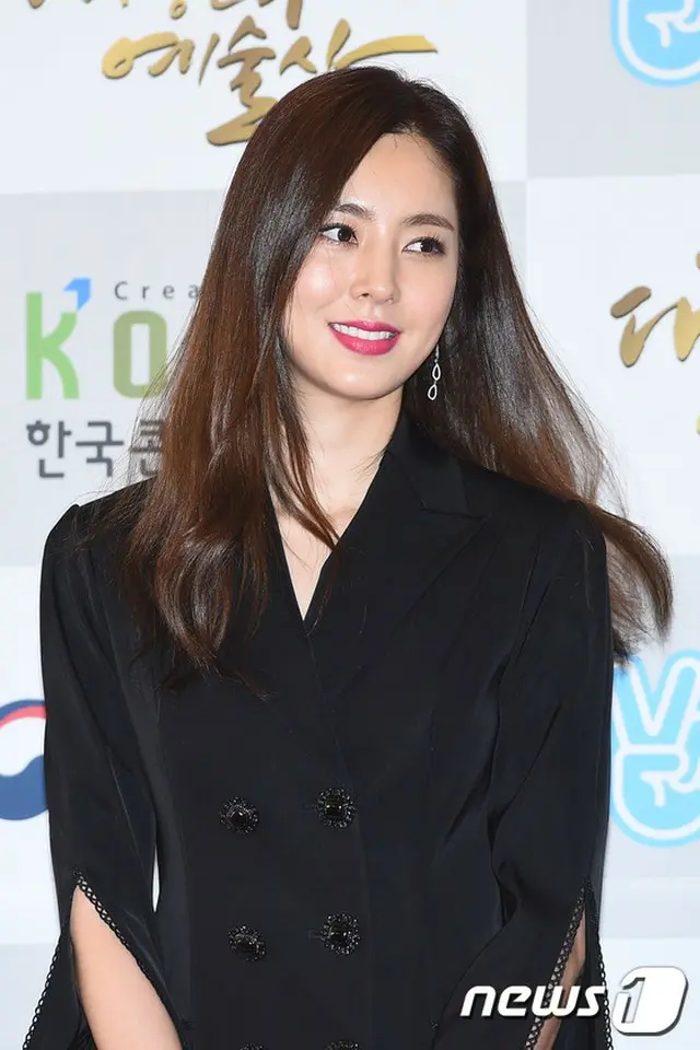 女優ハン・チェア、元サッカー韓国代表監督の息子セッチ氏との熱愛は否定も”紹介ルート”が話題