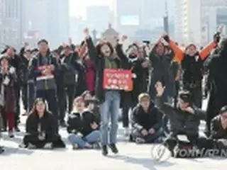 ［韓国大統領罷免］「ろうそく市民が勝利した」　憲法裁決定に歓喜