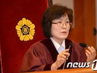 “退任”憲法裁所長代行、朴前大統領の罷免について「苦痛を伴う難しい決定だった」＝韓国