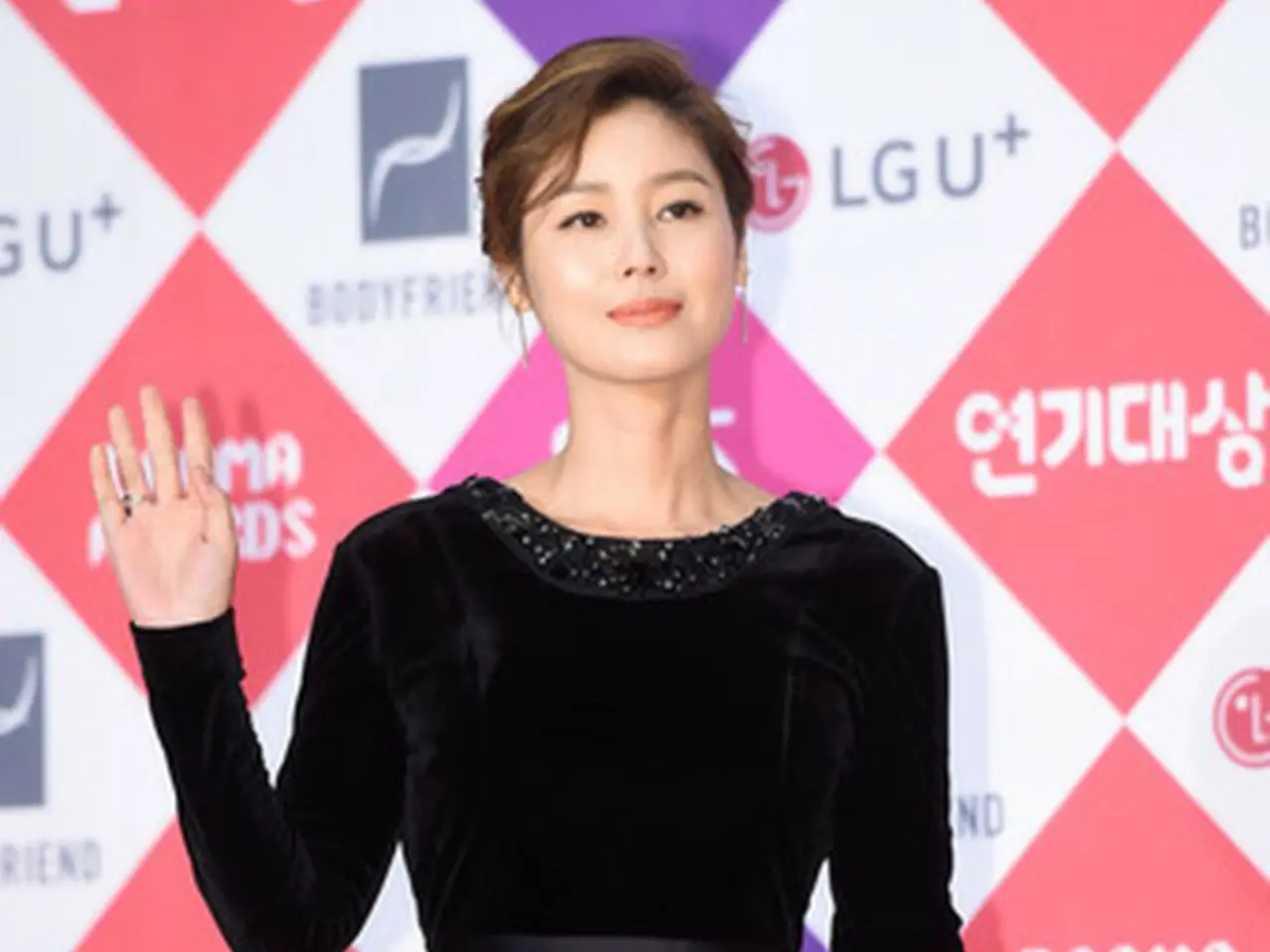 女優のキム・ソンリョン 