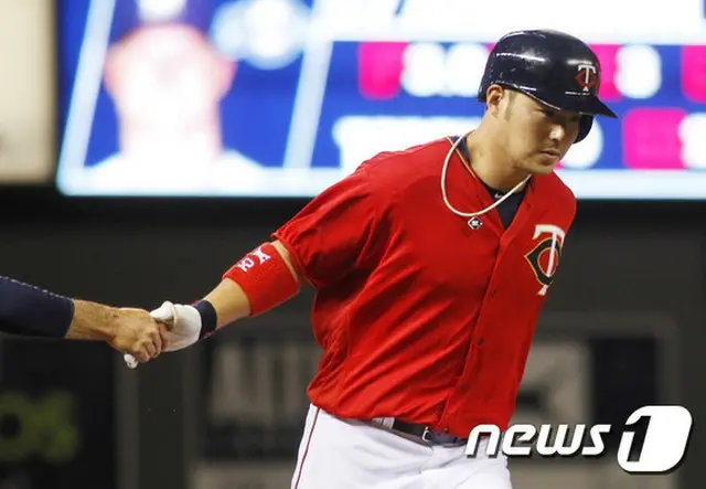 ＜MLB＞ツインズ監督「パク・ビョンホ、良いスイングを見せてくれている」（提供:news1）