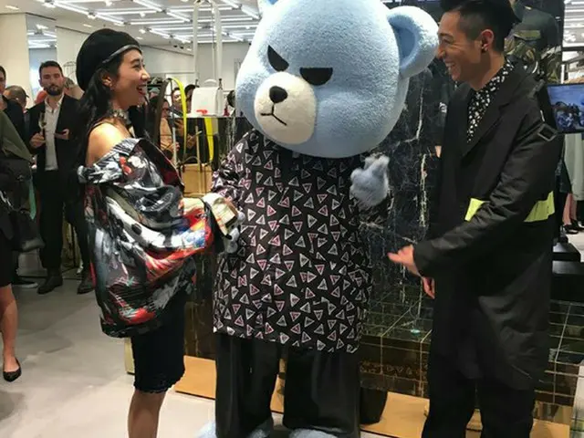韓国アイドルグループ「BIGBANG」らが所属するYGエンターテインメントの代表キャラクターであるKRUNK（クランク）が、香港のイベントにサプライズ登場した。（提供:OSEN）