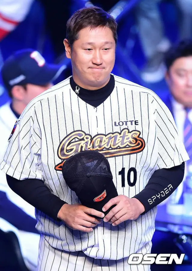 ロッテ・ジャイアンツのイ・デホ（34）が27日、ソウル市内で開かれた「2017タイヤバンクKBOリーグメディアデー」を前に、6年ぶりにKBOリーグでプレーすることに期待感を見せた。