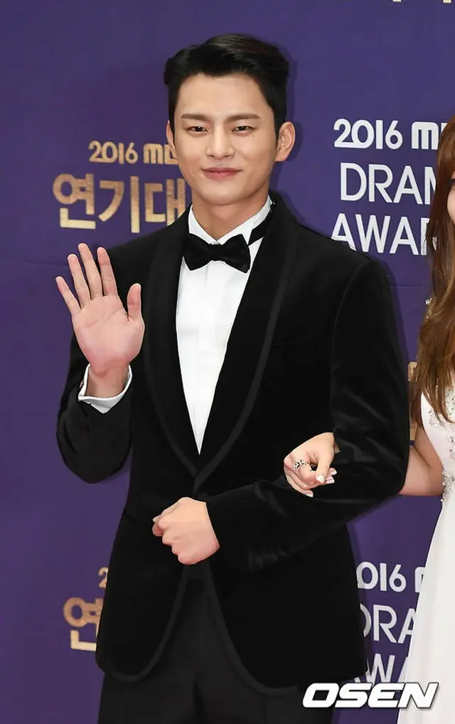 韓国歌手兼俳優ソ・イングク（29）が、軍訓練所に入所してから3日で退所することとなった。（提供:OSEN）