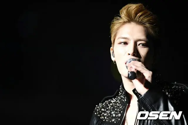 韓国アイドルグループ「JYJ」メンバーのジェジュンが、タイの女性ファンのために2000万ウォン（約200万円）を寄付した。（提供:OSEN）