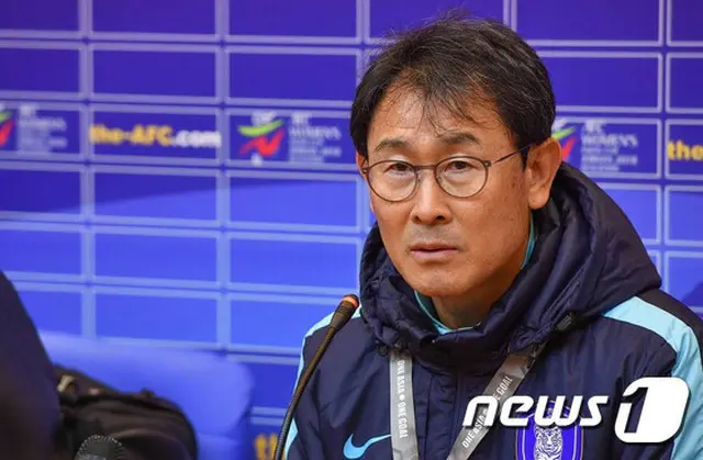 ＜女子サッカー＞ユン・ドクヨ監督「北朝鮮に勝てるチャンス…全てを注ぎ込む」（提供:news1）