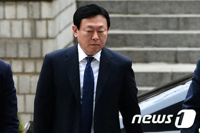 韓国検察、“賄賂供与の疑い”ロッテグループ会長、あす午前召喚へ（提供:news1）