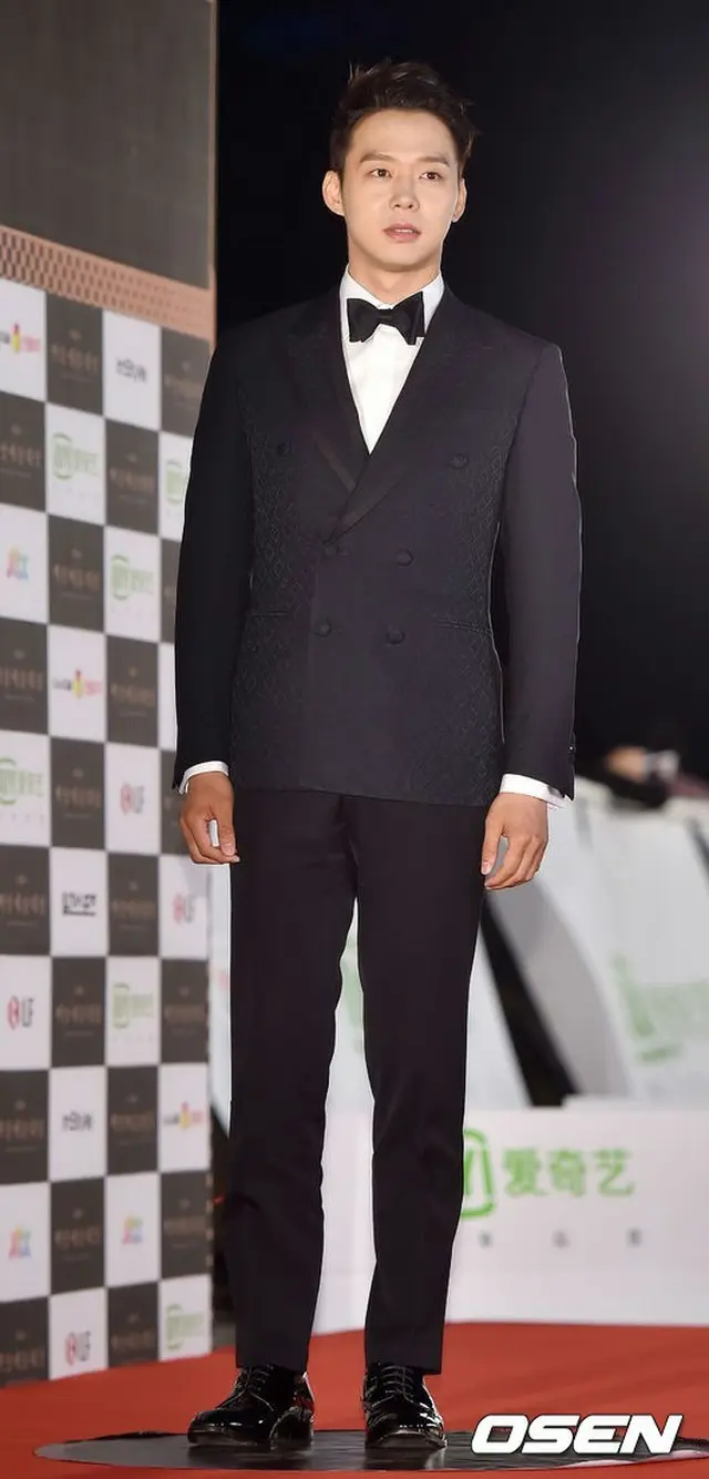 “今秋結婚”ユチョン（JYJ）の側近、「ユチョンが彼女にはまっている。芸能界に欲がない」（提供:OSEN）