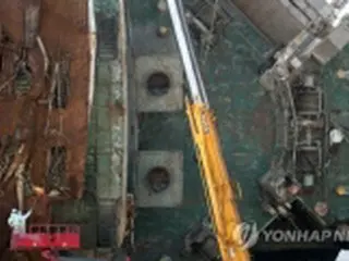 船内捜索続くセウォル号　速度より作業の安全を優先