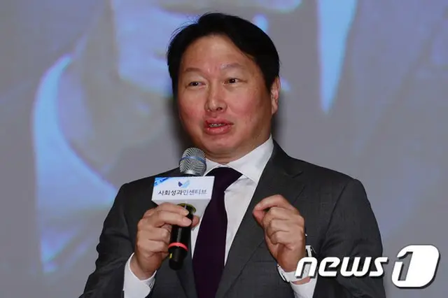 韓国のチェ・テウォンSKグループ（SKハイニックス）会長が出国禁止解除以降、初めての行き先に日本を選んだ。