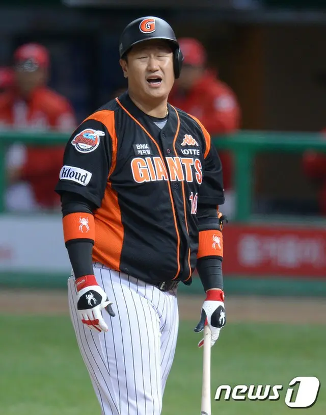 韓国プロ野球ロッテ・ジャイアンツのイ・デホ（34）が自身の野球人生で初めて、退場処分となった。